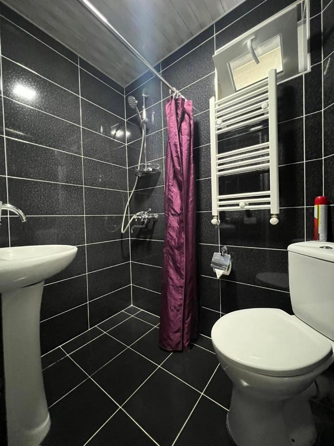 Hotel Crystal Kazbegi Habitación foto