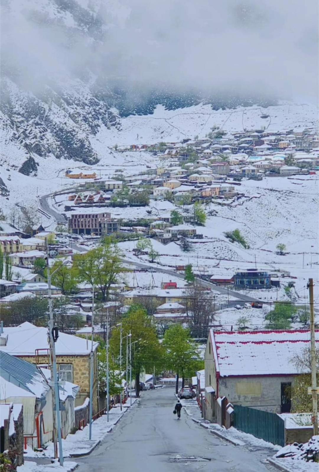 Hotel Crystal Kazbegi Exterior foto